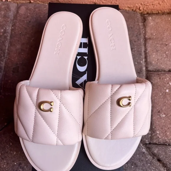 Coach Women's  Slide Sandals size 7.5 - Picture 3 of 4